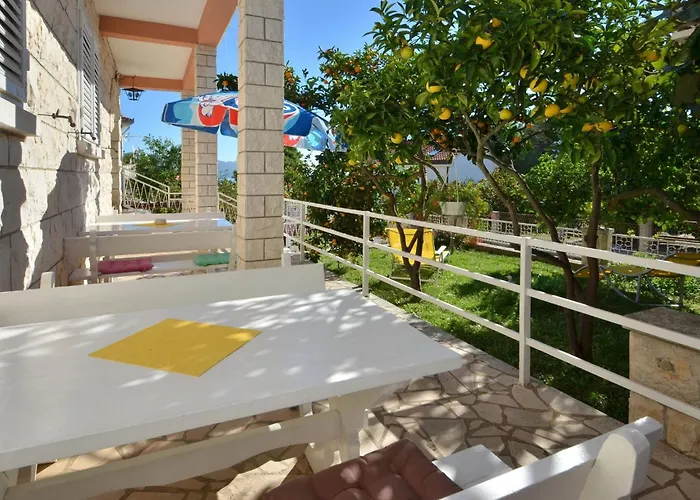 Laidback - Comfort One Bedroom With Balcony And Sea View