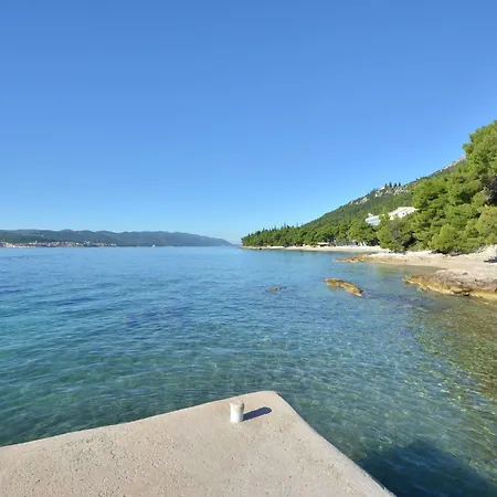 Apartment Laidback - Comfort One Bedroom With Balcony And Sea View Orange