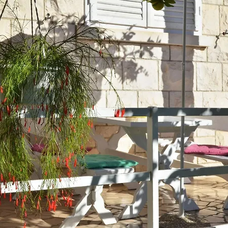 Apartment Laidback - Comfort One Bedroom With Balcony And Sea View Orange Orebic