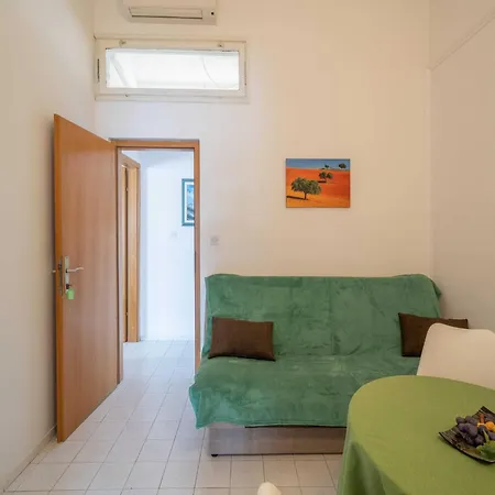 Laidback - Comfort One Bedroom With Balcony And Sea View Orange Apartment Orebic