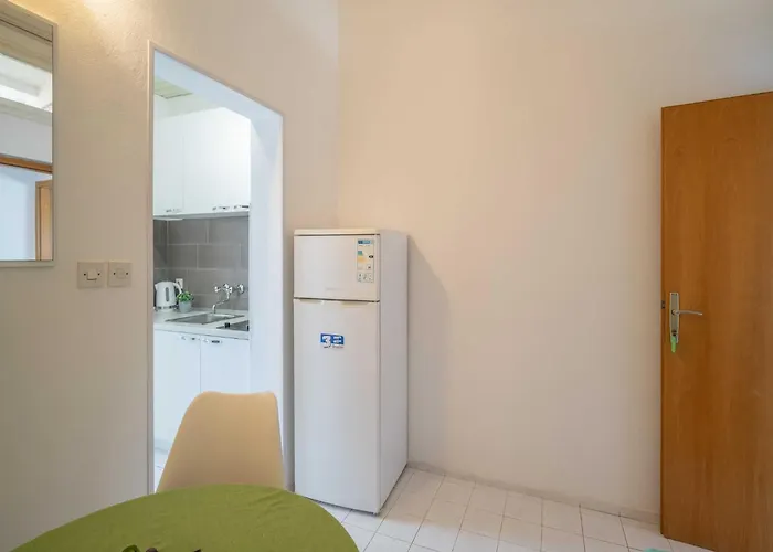 公寓 Laidback - Comfort One Bedroom With Balcony And Sea View